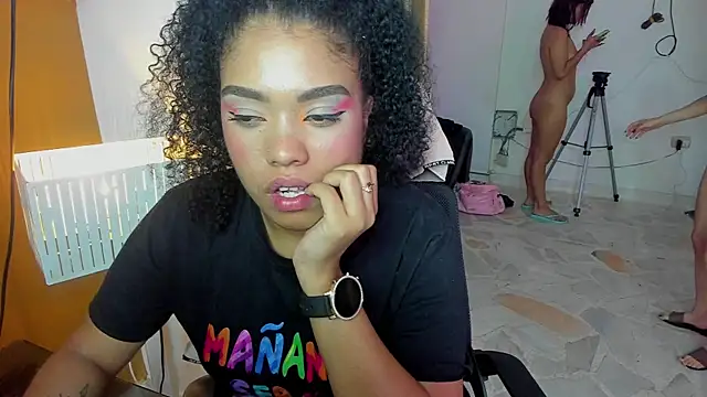 Snapshot of hot_princess21 chatting on March 9, 4:00 pm hot princess21 online show from March 9, 4:00 pm