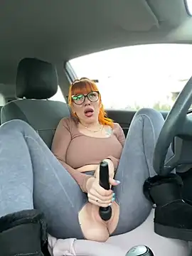 Pia July  online show from January 19, 3:21 pm