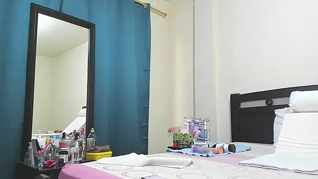 mara2020 69 online show from September 11, 1:44 pm