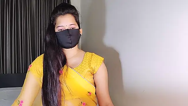 YourLovelyQueen online show from February 12, 5:26 pm
