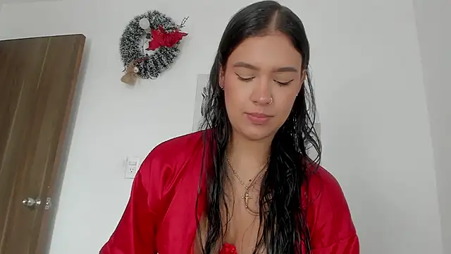 Hanna Risso online show from January 10, 5:15 pm