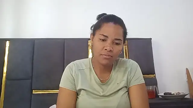Snapshot of aleixane chatting on April 24, 8:50 am aleixane online show from April 24, 8:50 am