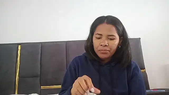 Snapshot of aleixane chatting on April 29, 4:49 am aleixane online show from April 29, 4:49 am