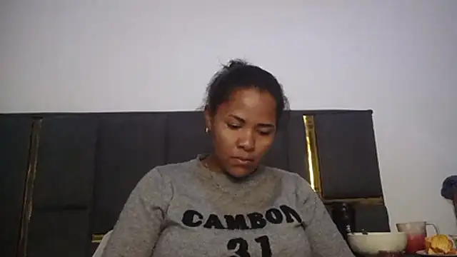 Snapshot of aleixane chatting on July 2, 4:57 pm aleixane online show from July 2, 4:57 pm