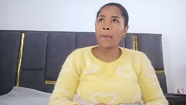 Snapshot of aleixane chatting on July 4, 5:46 am aleixane online show from July 4, 5:46 am