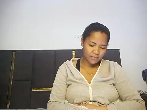 Snapshot of aleixane chatting on July 8, 4:28 am aleixane online show from July 8, 4:28 am