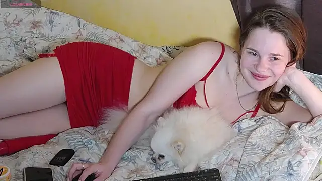 CindyJonson online show from April 8, 9:15 pm