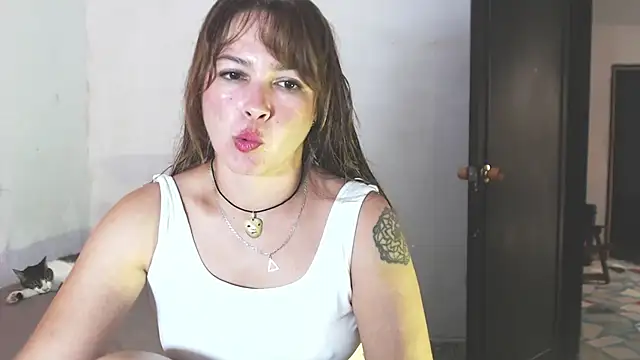 solamatista11 online show from November 7, 7:25 pm