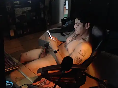 Snapshot of GruesoMexico chatting on July 9, 11:09 pm GruesoMexico online show from July 9, 11:09 pm