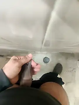 Snapshot of mayavi_baba chatting on December 8, 9:19 pm mayavi baba online show from December 8, 9:19 pm