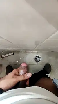 Snapshot of mayavi_baba chatting on December 11, 9:34 pm mayavi baba online show from December 11, 9:34 pm