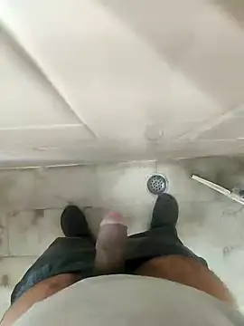 Snapshot of mayavi_baba chatting on December 21, 7:06 pm mayavi baba online show from December 21, 7:06 pm