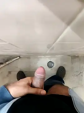 Snapshot of mayavi_baba chatting on December 30, 3:14 am mayavi baba online show from December 30, 3:14 am