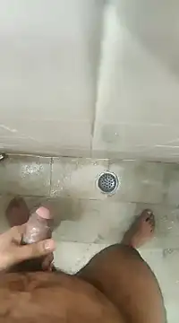 Snapshot of mayavi_baba chatting on January 4, 10:05 am mayavi baba online show from January 4, 10:05 am