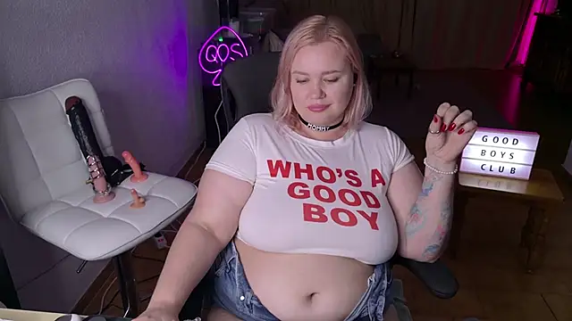 Snapshot of MargotGrey chatting on April 30, 8:57 pm MargotGrey online show from April 30, 8:57 pm