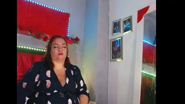 Snapshot of -helen chatting on January 22, 10:15 pm -helen online show from January 22, 10:15 pm