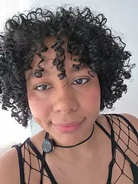 Snapshot of Electric_bae chatting on February 22, 1:31 pm Electric bae online show from February 22, 1:31 pm