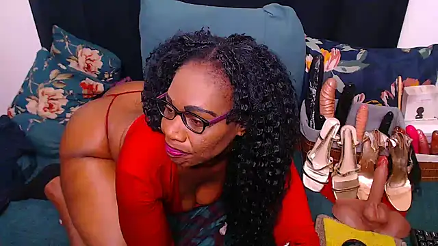 Snapshot of sexybootylicious chatting on June 27, 12:22 pm sexybootylicious online show from June 27, 12:22 pm