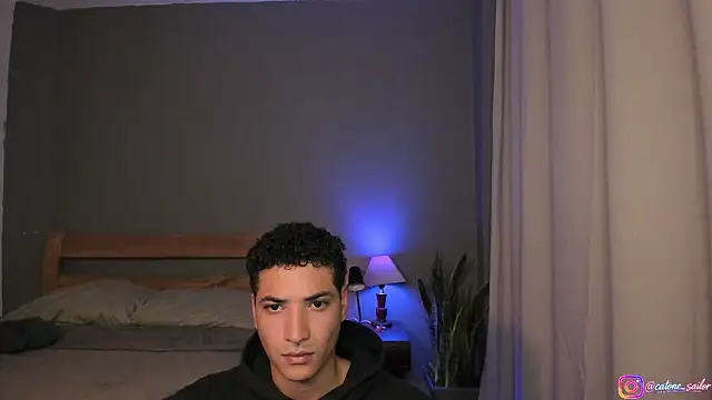 MitchellXD online show from April 18, 3:27 pm