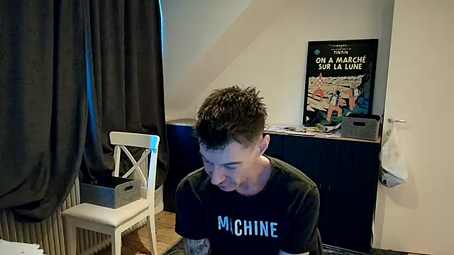 FREAK-Alex-Kanyon online show from October 1, 4:57 pm