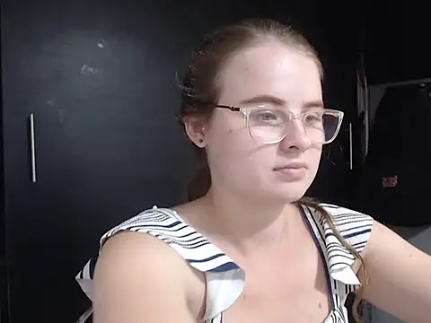 HellenMiyer1111 online show from January 3, 8:22 pm