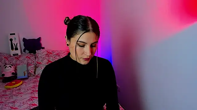 amelie collins online show from March 6, 10:58 pm