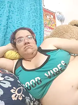 karlythothxh online show from April 22, 11:39 pm