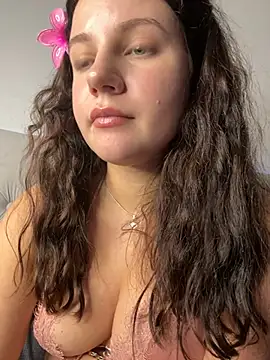 likaxxx online show from December 6, 2:17 pm