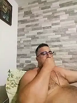 Snapshot of ADRIAN_ADI40 chatting on May 25, 6:14 pm ADRIAN ADI40 online show from May 25, 6:14 pm