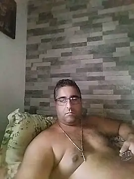 Snapshot of ADRIAN_ADI40 chatting on June 16, 3:42 am ADRIAN ADI40 online show from June 16, 3:42 am