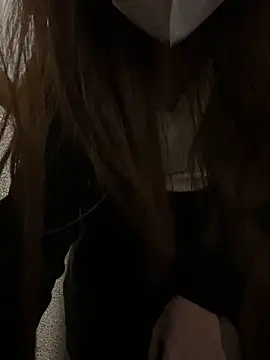 Snapshot of Tw_Zoella chatting on January 17, 8:56 am Tw Zoella online show from January 17, 8:56 am