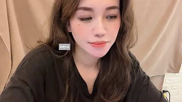 Snapshot of Tw_Zoella chatting on March 3, 7:21 am Tw Zoella online show from March 3, 7:21 am