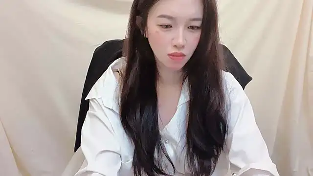 Snapshot of Tw_Zoella chatting on January 15, 1:59 pm Tw Zoella online show from January 15, 1:59 pm