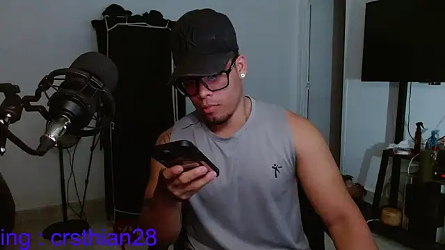 Snapshot of Danielsbigcum chatting on July 28, 2:18 am Danielsbigcum online show from July 28, 2:18 am