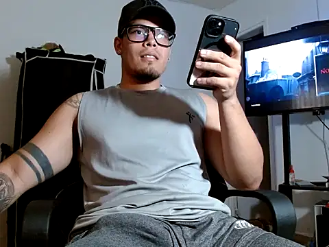 Snapshot of Danielsbigcum chatting on July 28, 6:42 pm Danielsbigcum online show from July 28, 6:42 pm