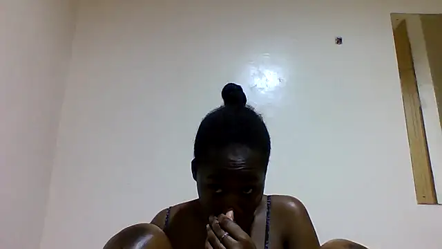 sweetelle09 online show from March 31, 5:13 pm