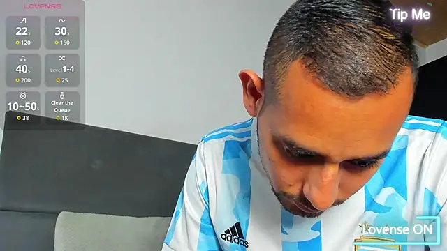 jhonyalzate2 online show from March 13, 3:13 am