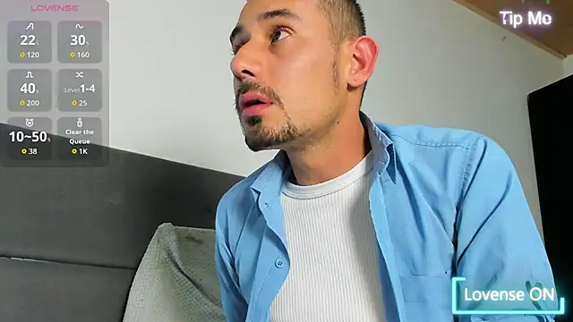 Snapshot of jhonyalzate2 chatting on May 6, 3:13 am jhonyalzate2 online show from May 6, 3:13 am