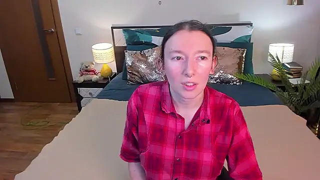 Snapshot of CatherineWalls chatting on February 20, 6:26 am CatherineWalls online show from February 20, 6:26 am