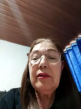 Snapshot of Vicky_Rosse chatting on April 23, 9:39 pm Vicky Rosse online show from April 23, 9:39 pm