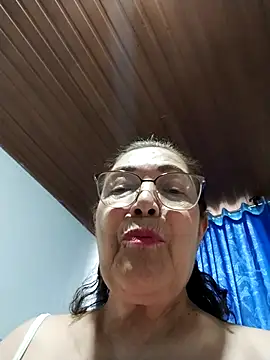 Snapshot of Vicky_Rosse chatting on May 26, 9:00 pm Vicky Rosse online show from May 26, 9:00 pm