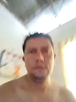 Snapshot of Lachuchaenlacara1988 chatting on January 29, 7:11 pm Lachuchaenlacara1988 online show from January 29, 7:11 pm