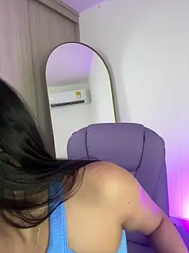 vicky rachell online show from February 19, 1:39 pm