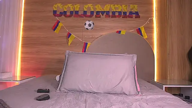 Snapshot of alexaa_walker chatting on July 7, 11:58 am alexaa walker online show from July 7, 11:58 am