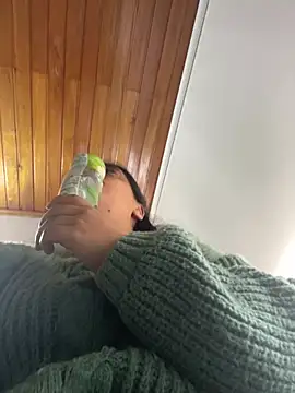 annarose19 online show from April 17, 3:59 pm