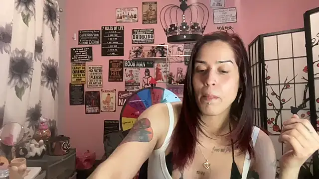 latinacubana online show from February 27, 8:28 am