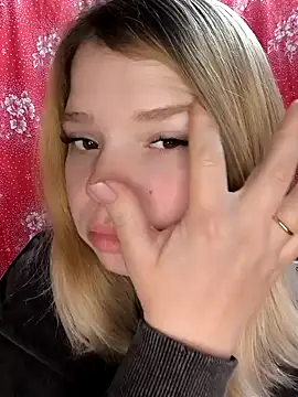 Zuli Kiska online show from February 15, 7:50 pm