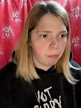 Zuli Kiska online show from March 11, 9:26 pm