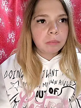 Zuli Kiska online show from October 5, 11:41 am