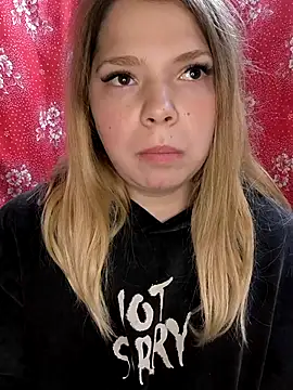 Zuli Kiska online show from October 28, 9:06 pm